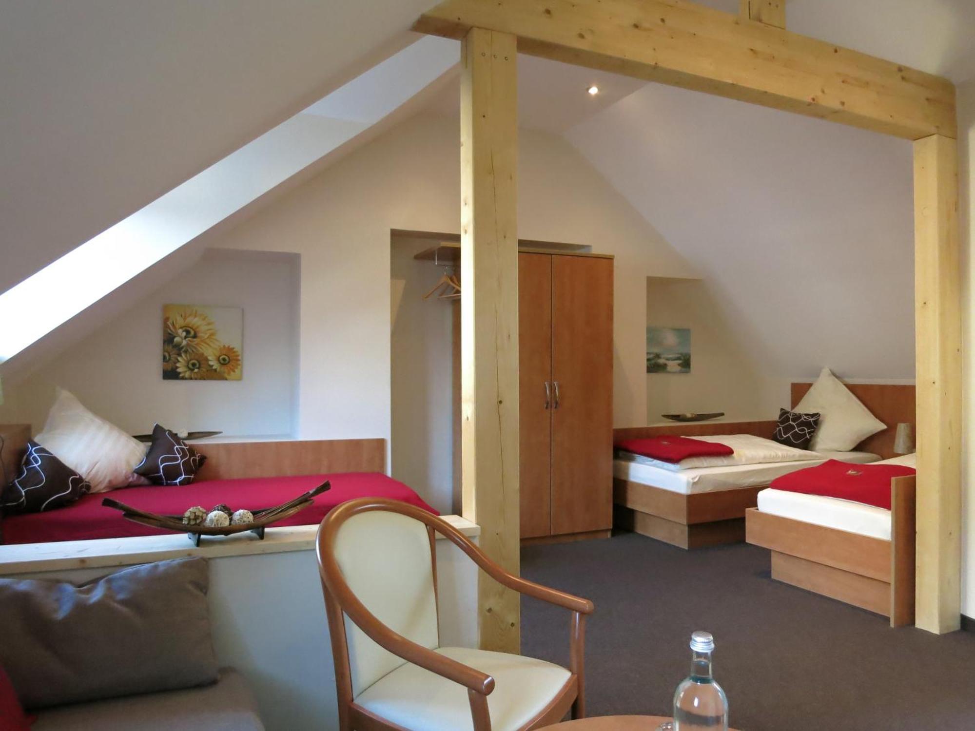 Gaestehaus "Auszeit" Burgschwalbach Ruang foto